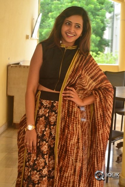 Anchor-Lasya-At-Raja-Meeru-Keka-Movie-Press-Meet